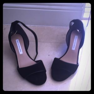 Diane Von Furstenberg Suede Wedge